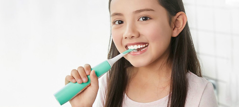 Как чистить электрическая зубная щетка для детей sonicare diamondclean smart hx9924 47